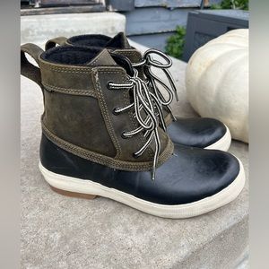 Women's Xtratuf Legacy Lace Boot